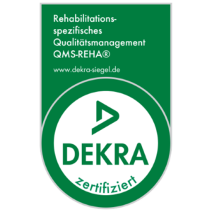 Siegel DEKRA zertifiziert - Rehabilitationsspezifisches Qualitätsmanagament QMS-REHA; www. dekra-siegel.de